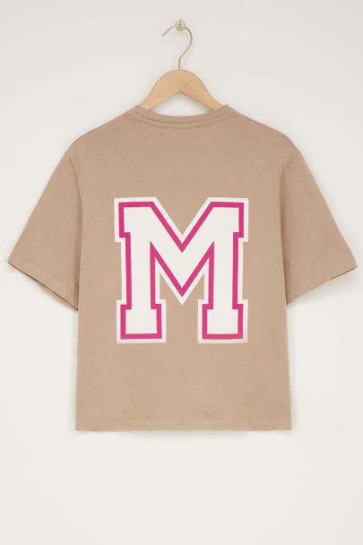 Lichtbruin T-shirt met "M" logo