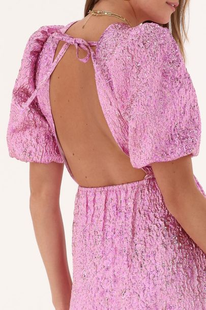 Roze jacquard jurk met pofmouwen