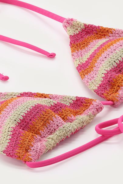 Roze triangle crochet bikini met strepen
