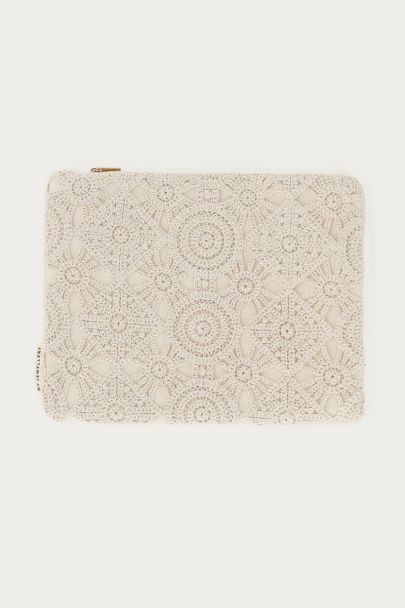 Housse pour ordinateur en crochet beige avec fleurs