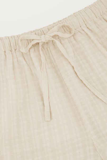 Beige jacquard short