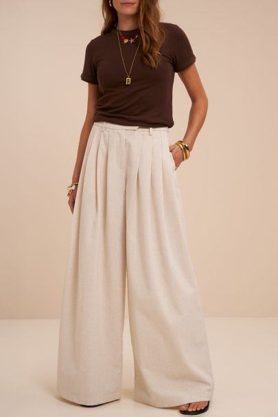Beige pantalon in linnen look met plooien