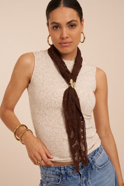 D&eacute;bardeur beige chin&eacute;