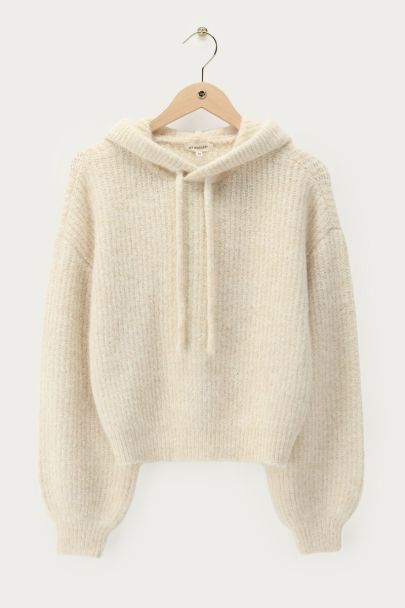 Beigefarbener oversized Strickpullover mit Kapuze
