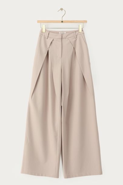 Pantalon beige à plis