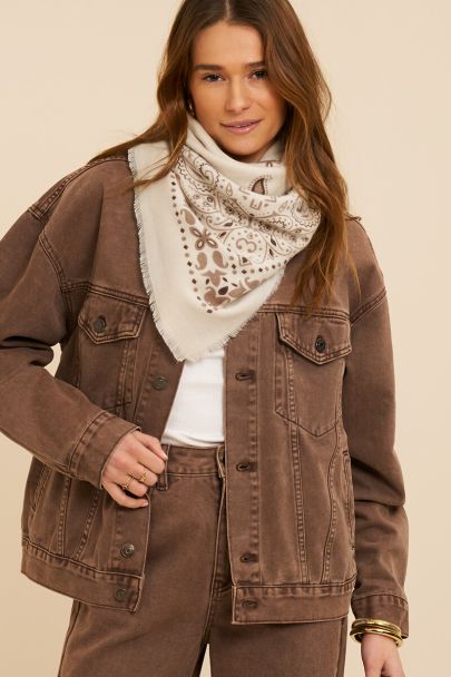 Beige sjaal met paisley print