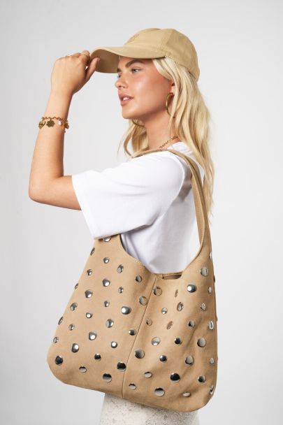 Sac porté épaule beige avec gros clous
