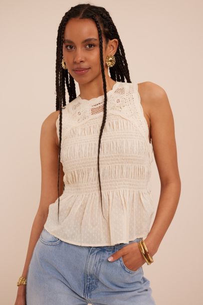 Top en crochet beige dos nu