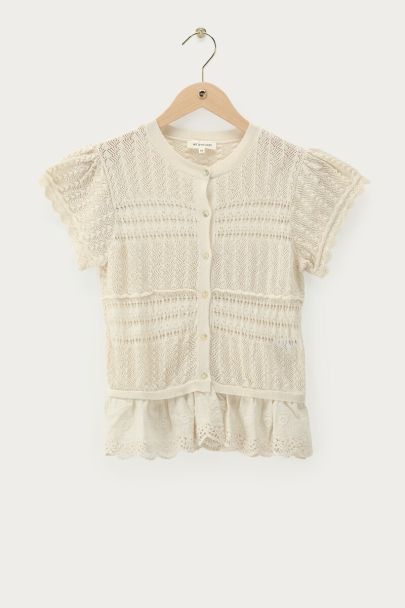 Beige top met ajour en korte mouwen