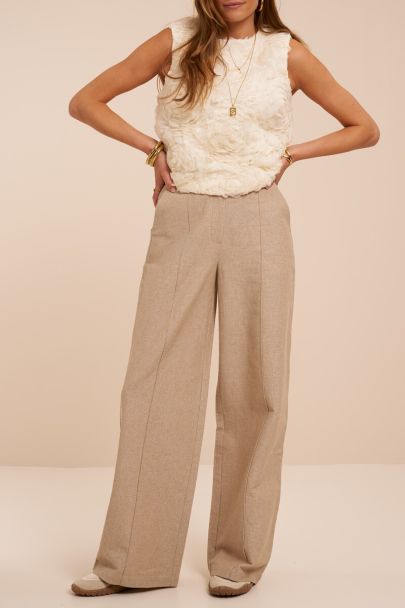 Beige pantalon met wijde pijpen en pintuck