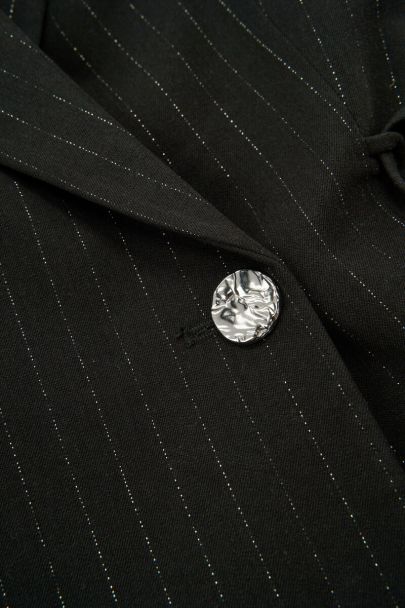Zwarte blazer jurk met veters en lurex krijtstreep