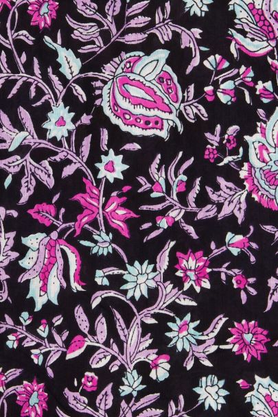 Robe noire à imprimé fleuri lilas et rose