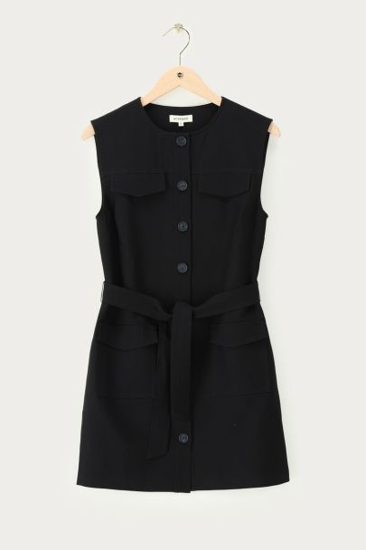 Robe gilet noire avec boutons