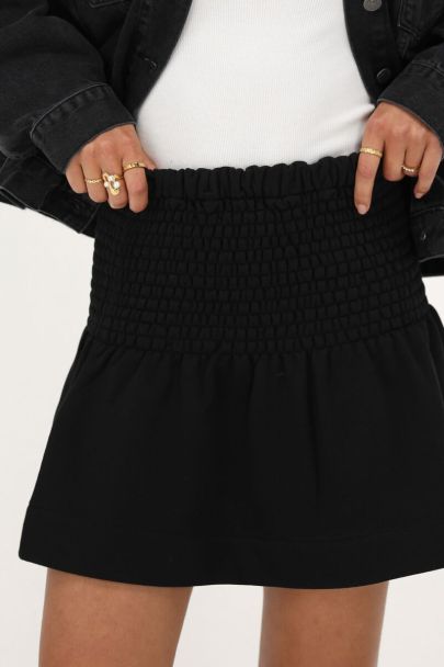 Zwarte minirok met elastieken band