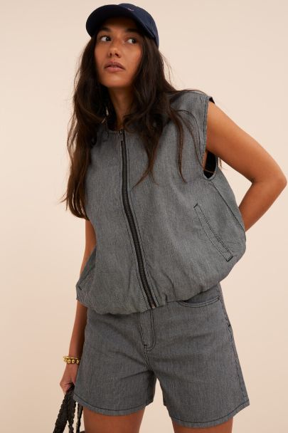 Zwart gestreepte denim short