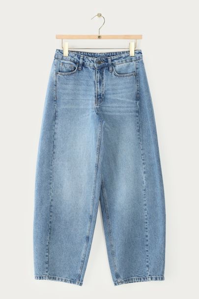 Jean barrel bleu avec cordon 