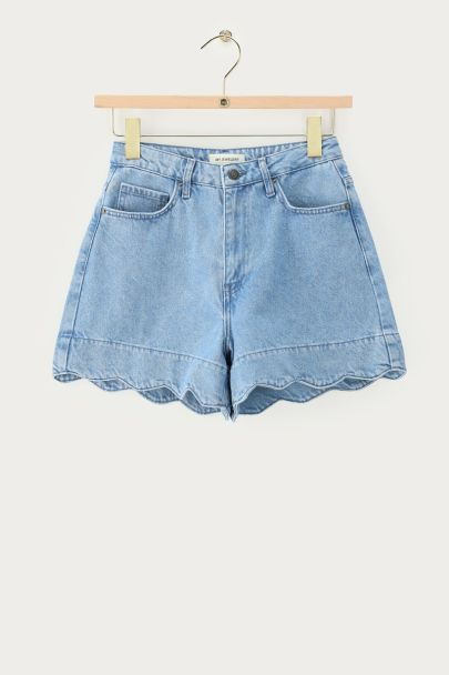 Denim-Shorts mit Wellenkante