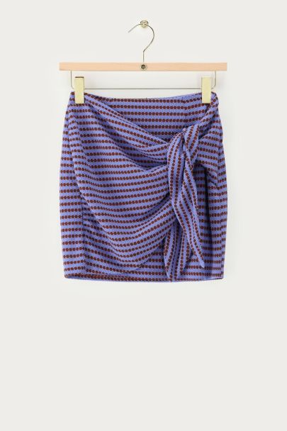 Blauwe korte crochet rok met strik detail