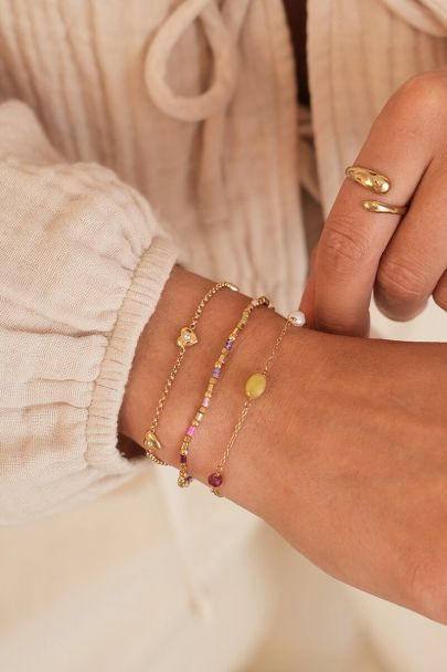 Bracelet avec perles violettes et roses