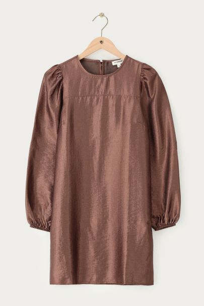 Bronze jurk met lange pofmouwen