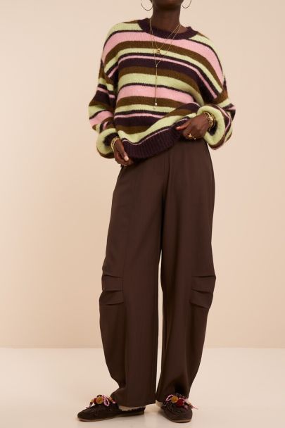 Brown barrel trousers with seams