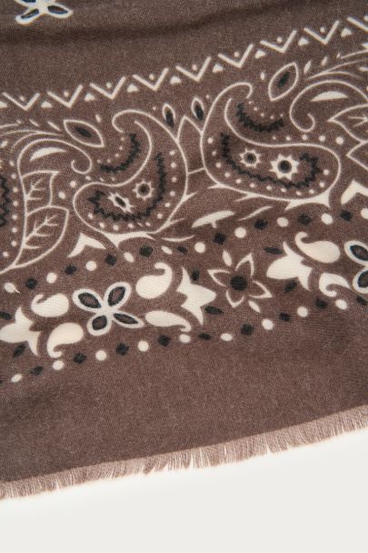 Bruine grote sjaal met paisley print