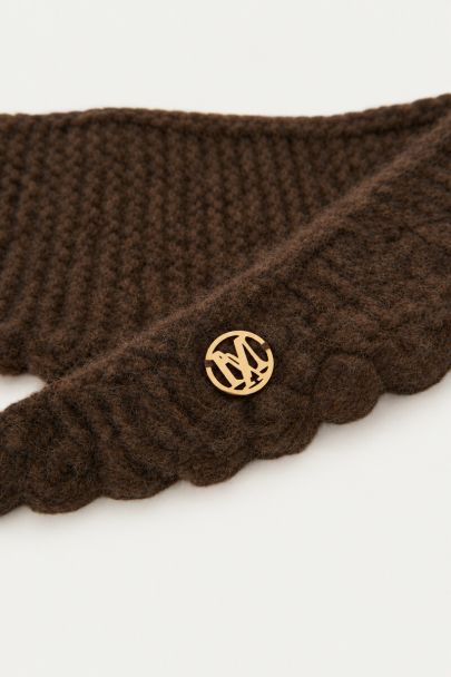 Mini écharpe en maille marron à bord festonné