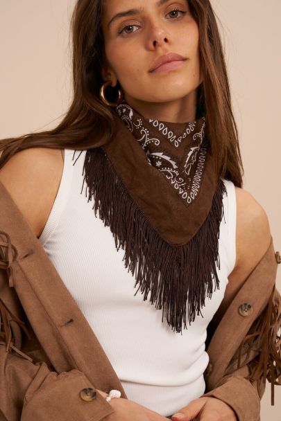 Bruine sjaal met paisley print en franjes