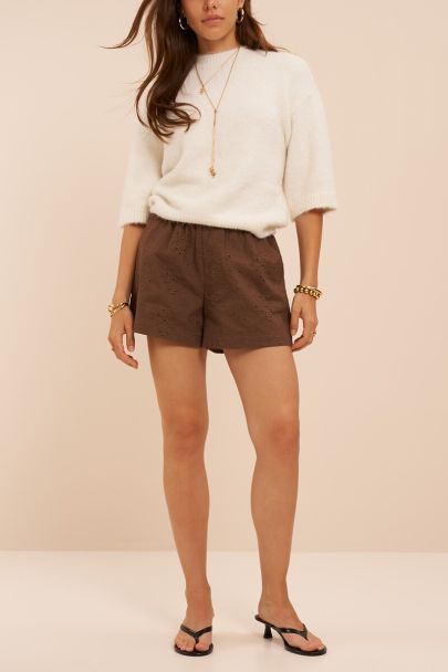 Bruin short met embroidery anglaise