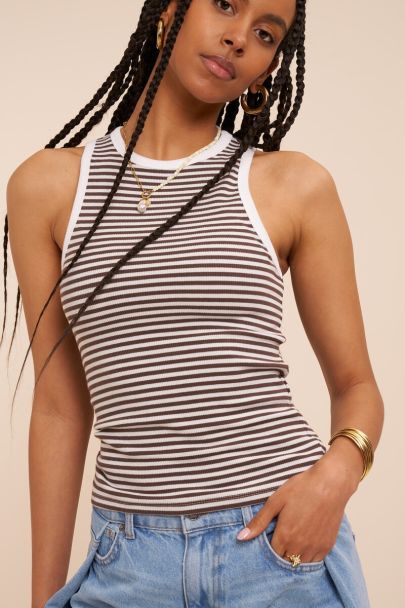 D&eacute;bardeur marron &agrave; rayures 