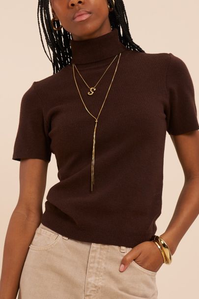 Brown turtleneck sweater with short sleeves