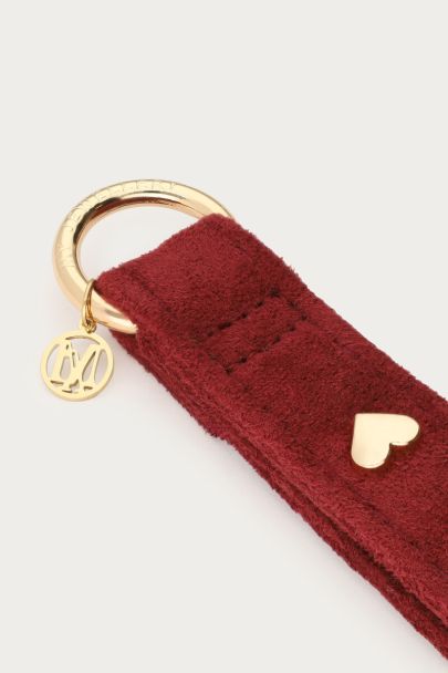Burgundy sleutelhanger in suède look met hartjes