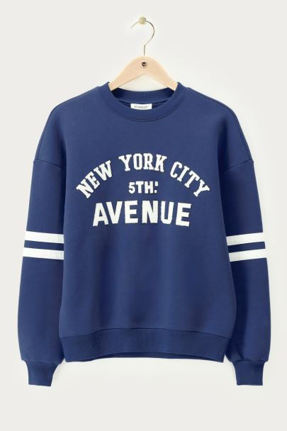 Dark blue sweatshirt "5th Avenue"