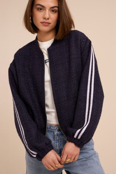 Donkerblauwe bouclé bomber met tapes
