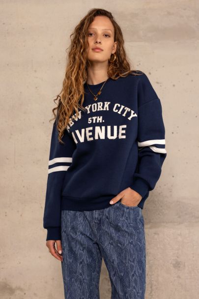 Donkerblauwe sweater "5th Avenue"