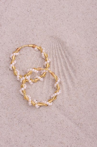 Statement oorringen met imitatieparels swirl