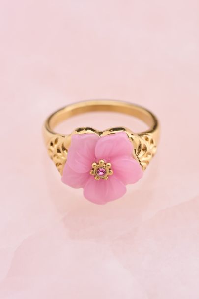 Ciao ring with pink resin flower