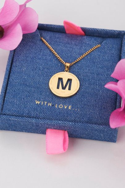 Collier chaîne à médaillon initiale