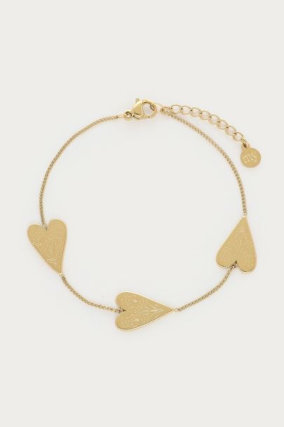 Fortune bracelet with engraved hearts