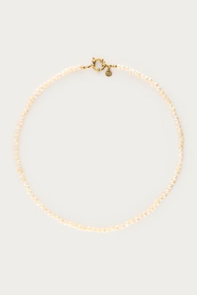 Collier avec perles fantaisies et fermoir