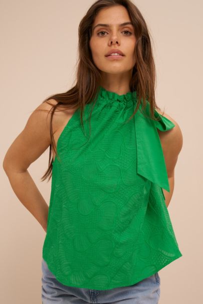 Groene haltertop met embroidery en strik