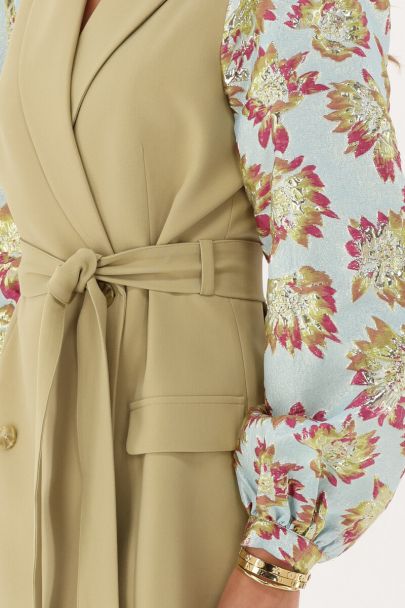 Grünes Jacquard-Blazerkleid