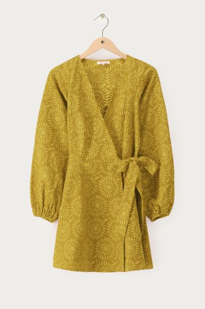 Green jacquard dress with sunflowers