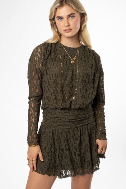 Robe courte verte en dentelle