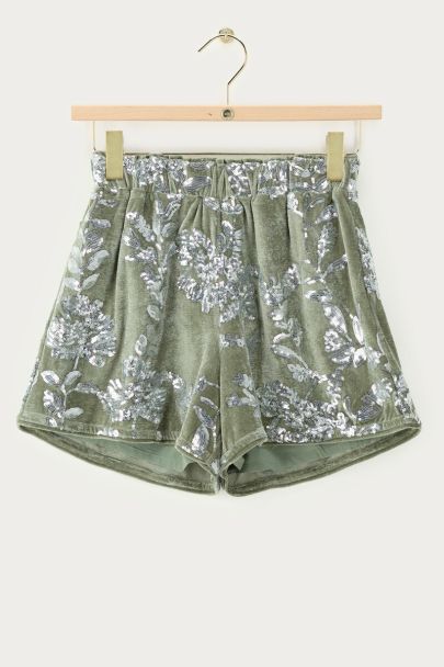 Grüne Samt-Shorts mit Pailletten