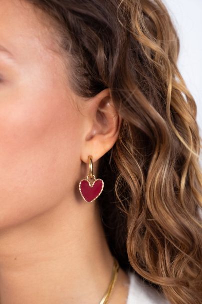 Oorringen met burgundy hartje