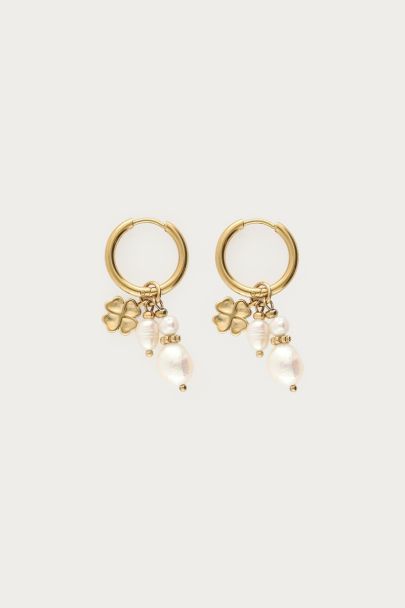 Hoop earrings with natural pearls and clover 