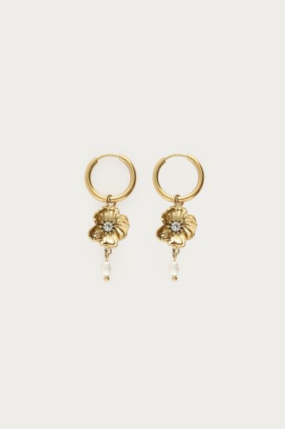 Hoop earrings with ranunculus flower and freshwater pearls