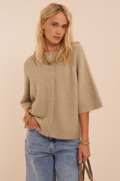 Cardigan kaki &agrave; manches courtes et boutons