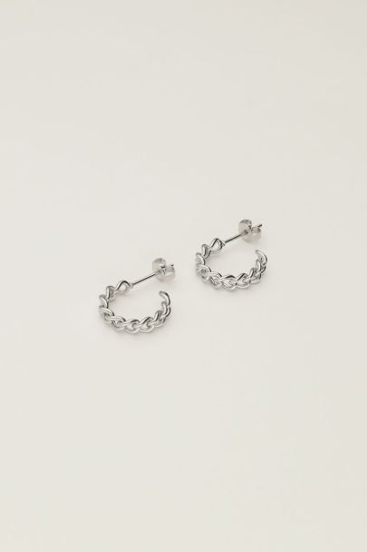 Small chain earrings
